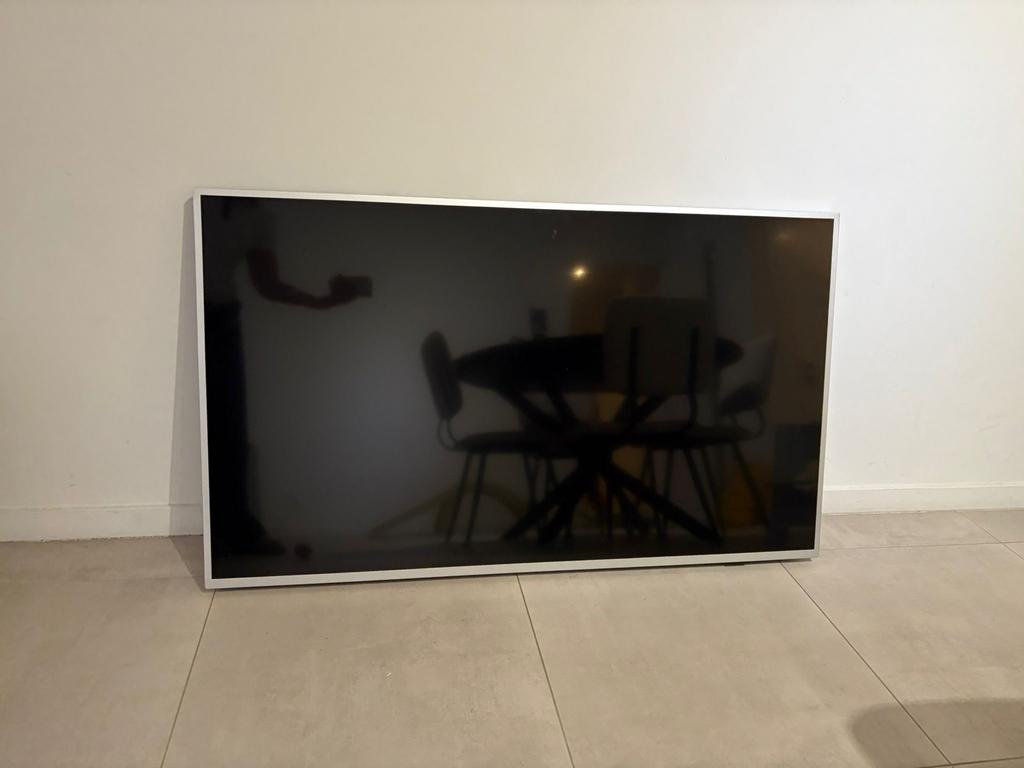 Philips 58” 4K Smart TV (Ambilight) defect / backlight, LED, 50 Hz, Zo goed als nieuw, 100 cm of meer