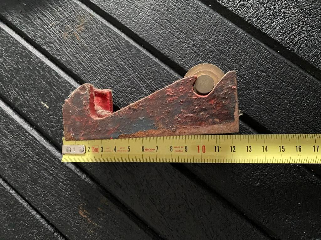 Vintage ijzeren plakbandhouder met messing rol, Antiek en Kunst, Antiek | Gereedschap en Instrumenten, Ophalen of Verzenden