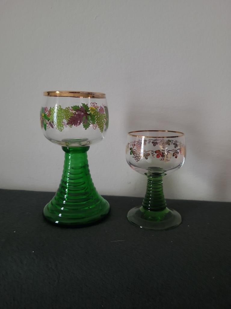 Vintage Glazen Kelk Gouden Rand Groene Römervoet, Ophalen of Verzenden, Zo goed als nieuw, Frisdrankglas