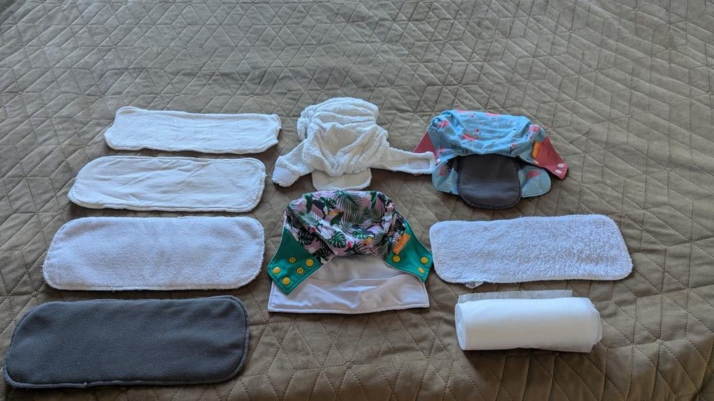 Wasbare luiers, boosters en inlegvellen - Starterspakket, Ophalen of Verzenden, Zo goed als nieuw