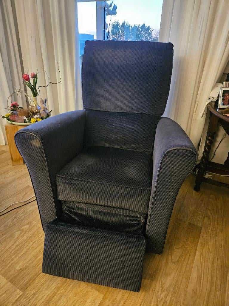 Relaxstoel blauw elektrisch verstelbaar, Ophalen, Gebruikt, Minder dan 75 cm, Stof