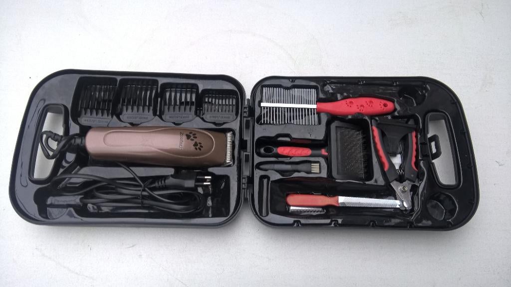 TE koop aangeboden mooi tondeuse set /met fohne., Ophalen of Verzenden, Gebruikt, Tondeuse