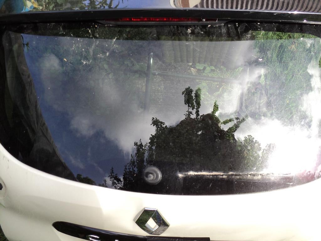 ACHTER RUIT VAN RENAULT CAPTUR Bj-2016+DIV DELEN v.d A-KLEP, Ophalen, Gebruikt, Renault