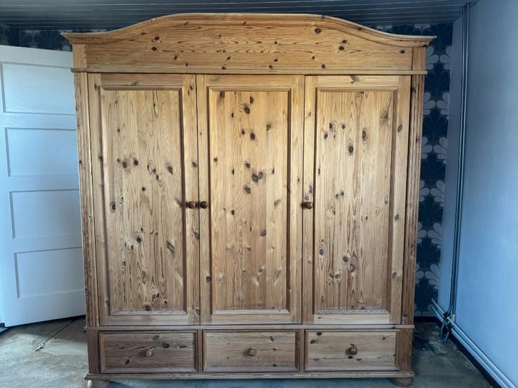 Te koop grenen kledingkast, Huis en Inrichting, Kasten | Kledingkasten, Gebruikt, 150 tot 200 cm, 150 tot 200 cm, 50 tot 75 cm