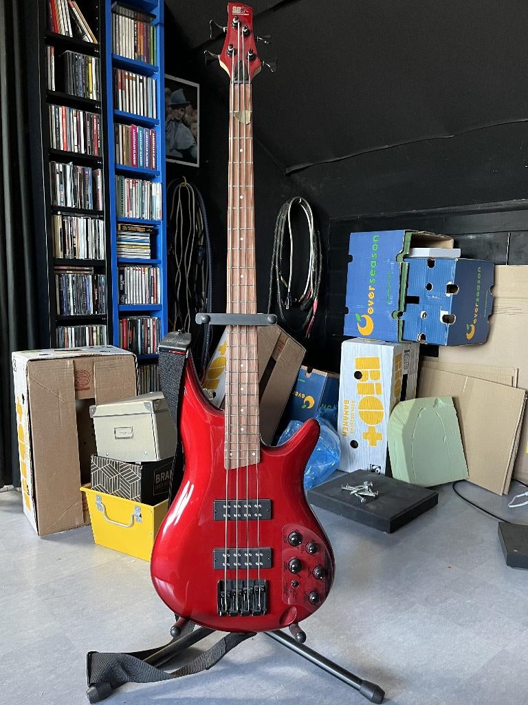 basgitaar Ibanez SR300EB-CA, Ophalen, Zo goed als nieuw, Elektrisch