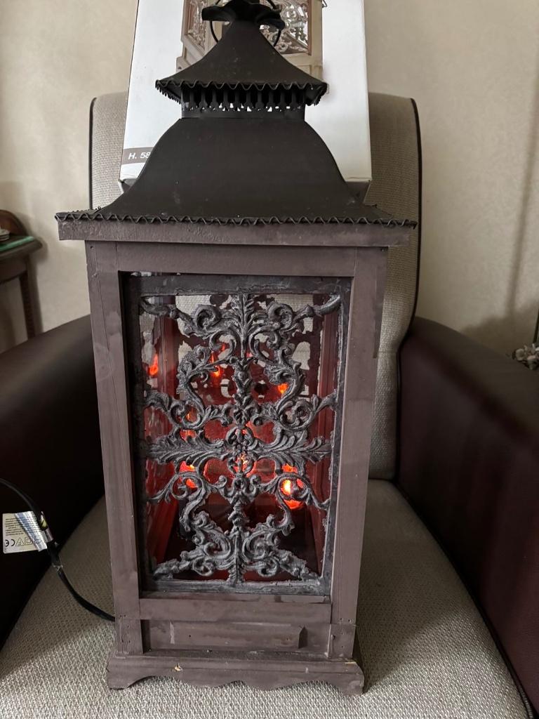 Lantaarn, Ophalen, Zo goed als nieuw, Hout, 50 tot 75 cm