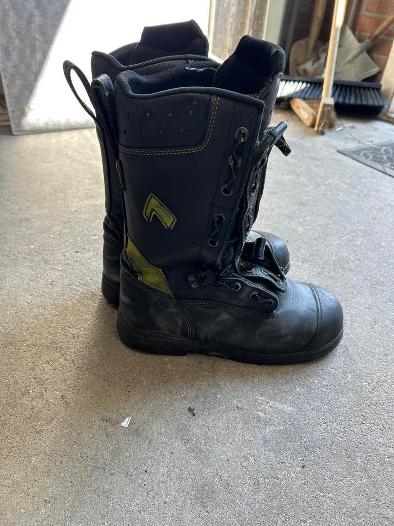 Zwarte Haix brandweer laarzen, maat 42, Kleding | Heren, Ophalen of Verzenden, Gedragen, Zwart, Werkschoenen