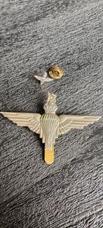 Parachute Regiment pet embleem  Engelse para ..en pin, Verzamelen, Ophalen of Verzenden, Engeland, Embleem of Badge