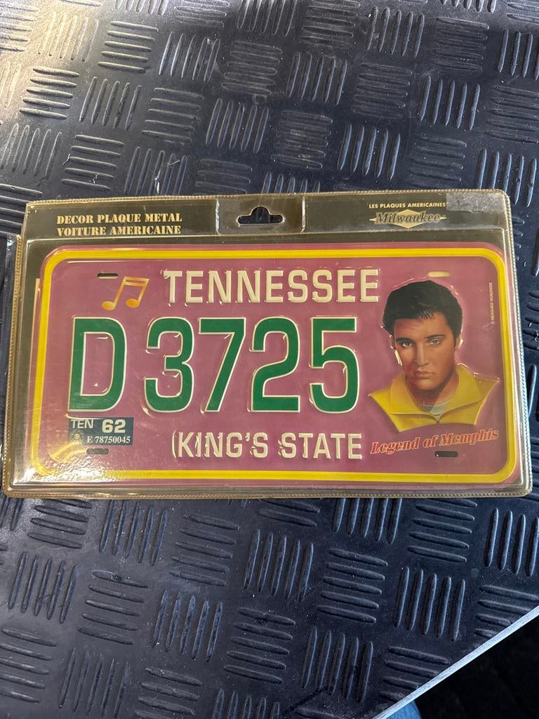 Nieuwe Elvis Presley kentekenplaat - Originele verpakking, Auto diversen, Kentekenplaathouders, Nieuw, Ophalen