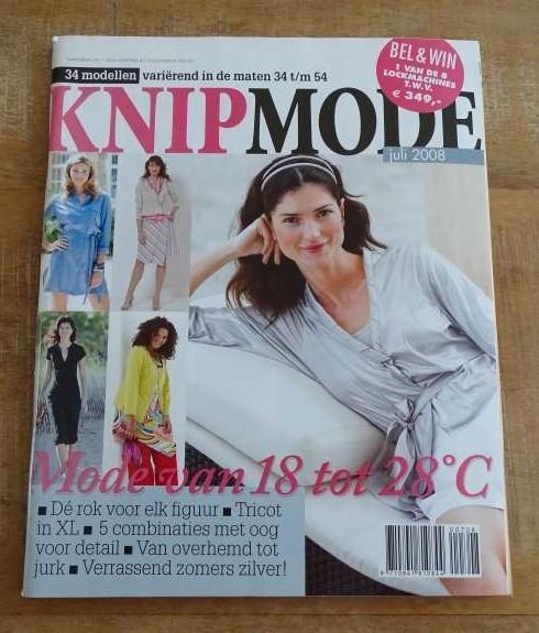 Knipmode nummer 7 juli 2008, met oa. patroon badjas, Hobby en Vrije tijd, Kledingpatronen, Zo goed als nieuw, Vrouw, Knipmode