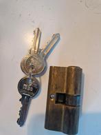 2 cilindersloten met originele sleutels, Ophalen, Gebruikt, Overige materialen, Slot