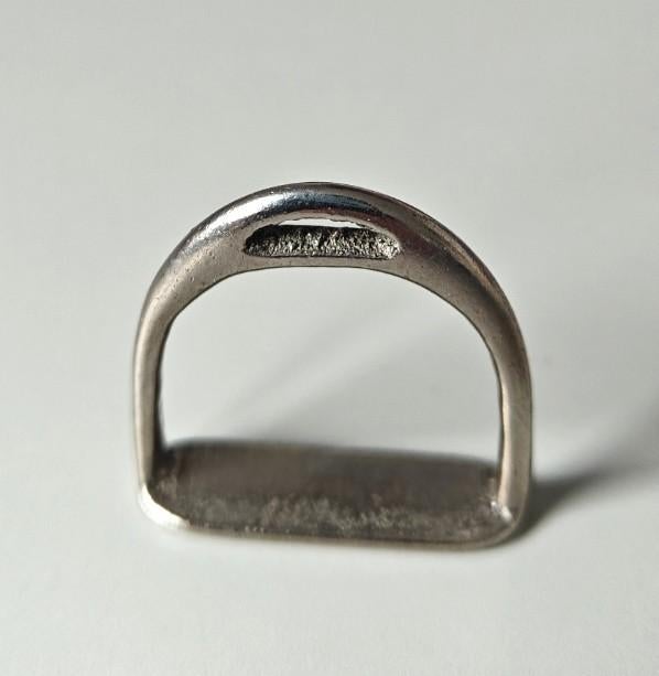 Bedel, bedeltje stijgijzer (paard)., Ophalen of Verzenden, Gebruikt, Overige materialen, Overige merken