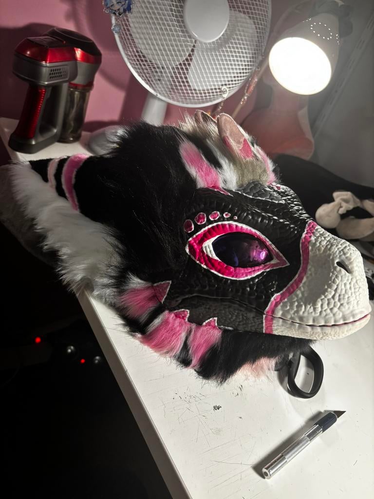 Fursuit dino mask pre-claim, Verzenden, Zo goed als nieuw