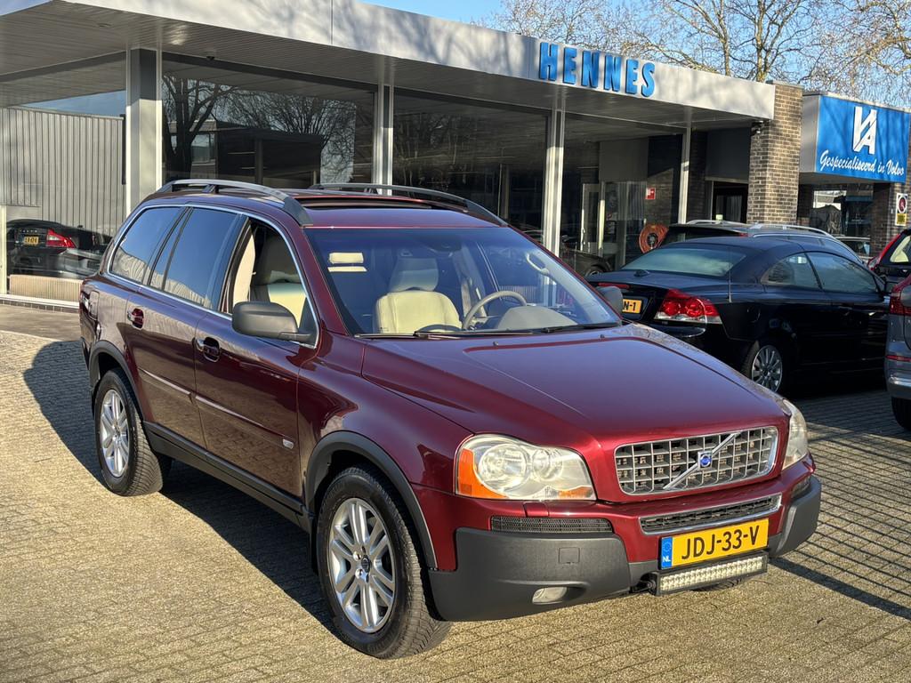 Volvo XC90 4.4 V8 AWD Summum schuifdak BTW voordeel €850,-, Gebruikt, 7 stoelen, Leder, Vierwielaandrijving