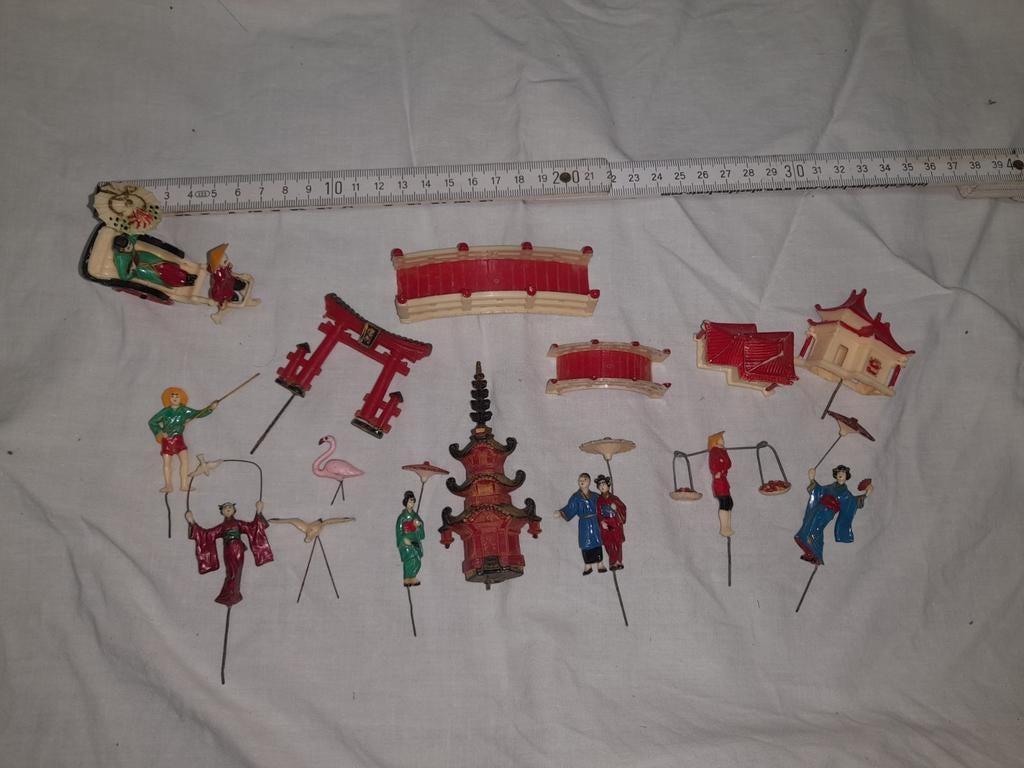 Vintage Chinese/Japanse miniaturen - poppetjes en decors, Verzamelen, Ophalen of Verzenden, Gebruikt