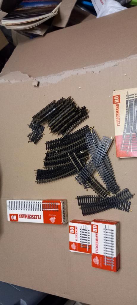Te koop 200 delige partij fleischmann modelrail en wissels, Hobby en Vrije tijd, Modeltreinen | H0, Gebruikt, Rails, Gelijkstroom