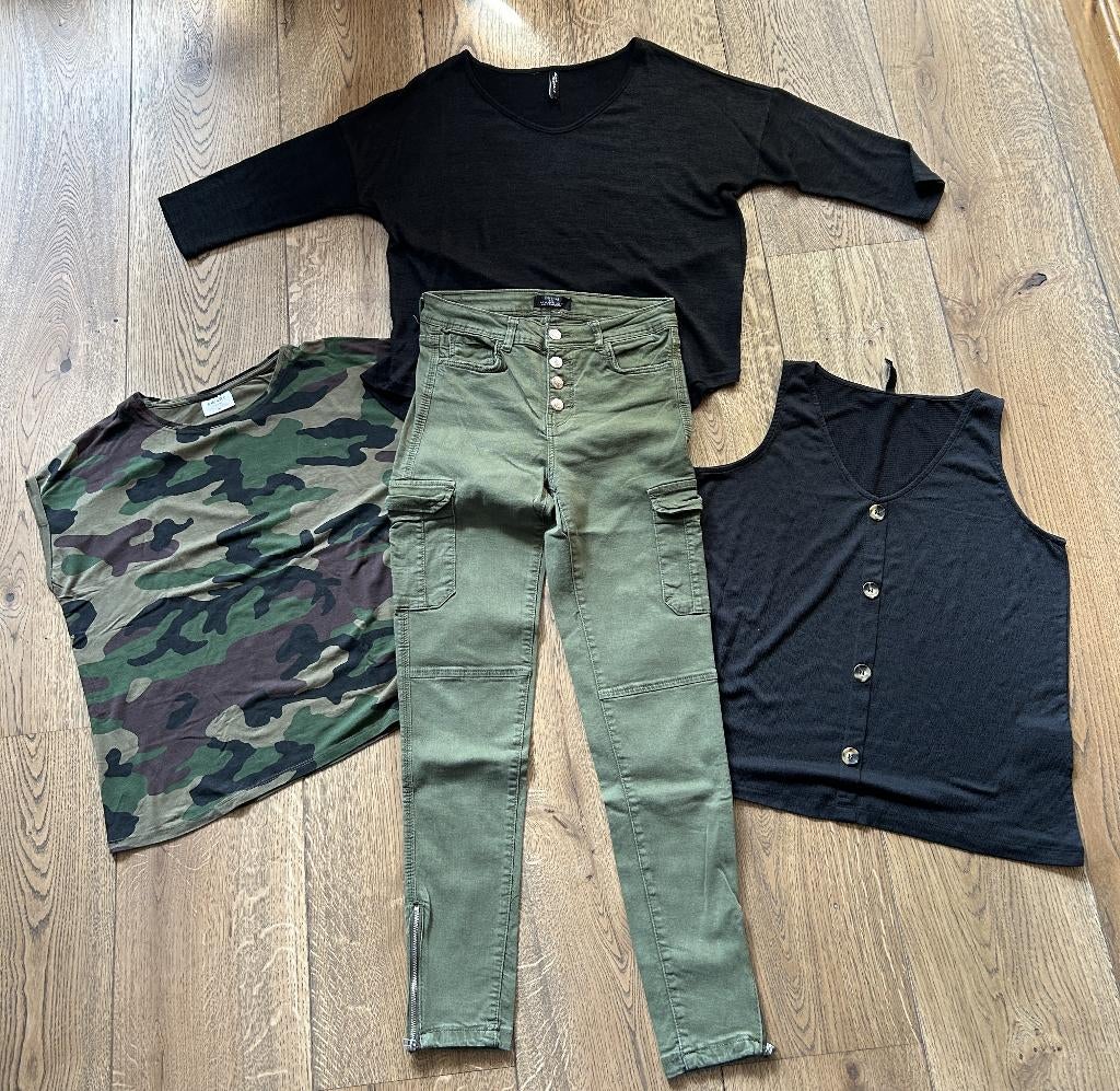 Setje kleding mt S broek Bershka /  Aware Primark Jean, Kleding | Dames, Broeken en Pantalons, Zo goed als nieuw, Maat 36 (S)