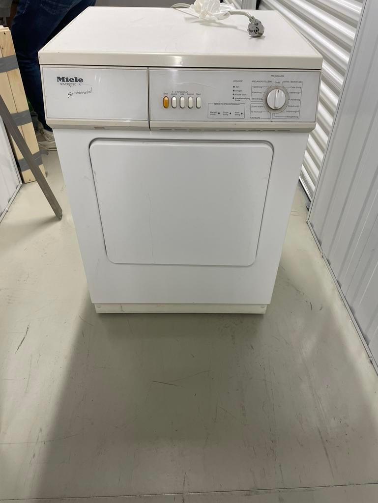 Miele Novotronic Sommerwind wasdroger, Ophalen, 6 tot 8 kg, Gebruikt, Voorlader