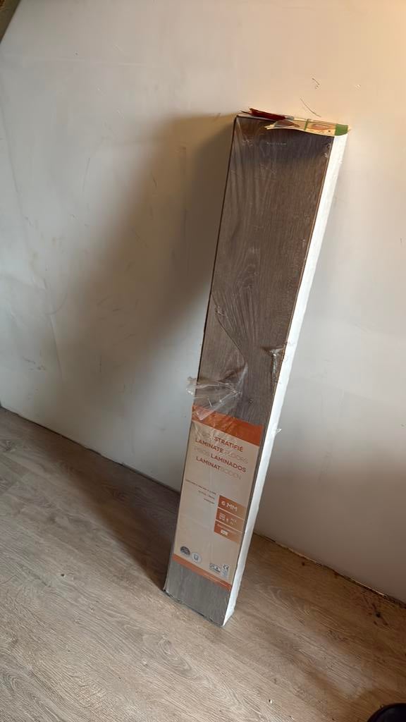 1,5 pak laminaat easyconnect 6MM, Ophalen, 50 tot 150 cm, Nieuw, Minder dan 5 m²