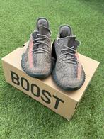 Yeezy Boost Ash Stone | Maat 43 1/3, Ophalen, Overige kleuren, Sneakers of Gympen, Gedragen