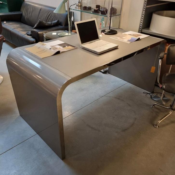 Müller Highline M10 bureau | Modern Design, Huis en Inrichting, Bureaus, Gebruikt, Bureau, Ophalen