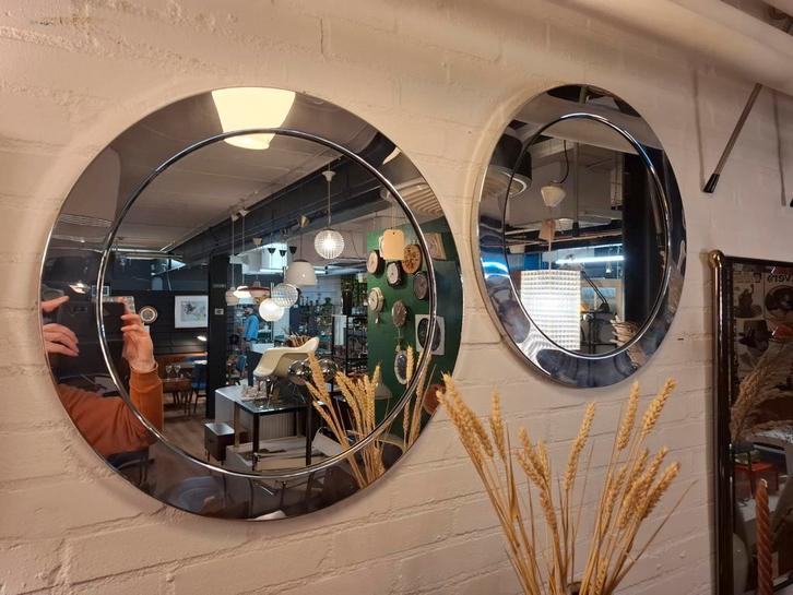 Vintage ronde spiegel chroom jaren 70 design mirror, Huis en Inrichting, Woonaccessoires | Spiegels, Zo goed als nieuw, 50 tot 75 cm