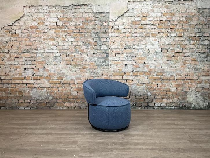 Softline Picolo blauw bij TheReSales, Huis en Inrichting, Fauteuils, Zo goed als nieuw, Metaal, Stof, 50 tot 75 cm, Minder dan 75 cm
