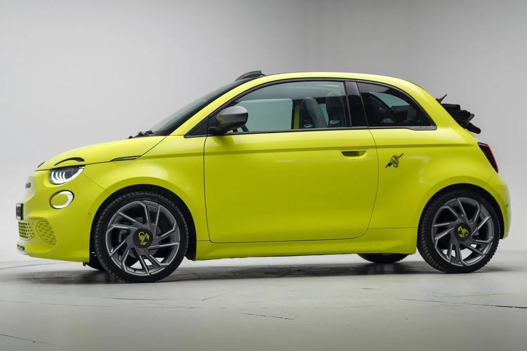 Fiat 500C Cabrio Abarth Turismo 42 kWh [ Navi Apple / Androi, Auto's, Fiat, Automaat, 0 cilinders, Gebruikt, 4 stoelen