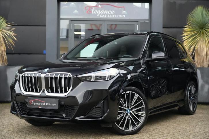 BMW X1 xDrive25e M Sport 245pk Panoramadak/HeadUpDisplay/360, Auto's, BMW, Bedrijf, Te koop, X1, 4x4, ABS, Achteruitrijcamera