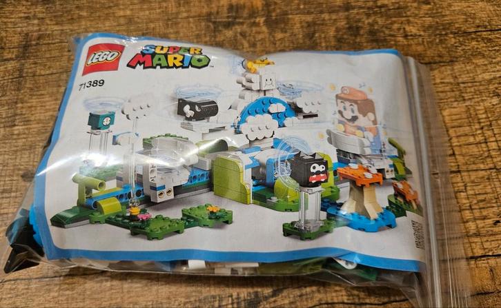 LEGO Super Mario 71389 Lakitu's Wolken Wereld - Compleet, Kinderen en Baby's, Speelgoed | Duplo en Lego, Zo goed als nieuw, Lego