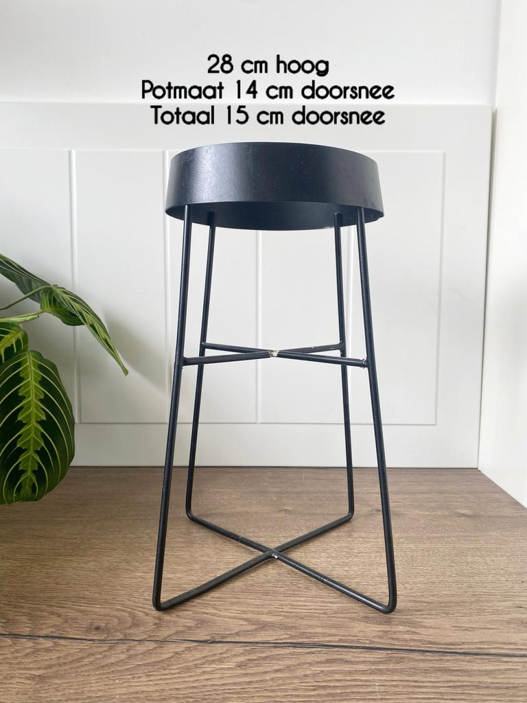 Zwarte planten pot standaard - 28 cm hoog, Ophalen of Verzenden, Zo goed als nieuw