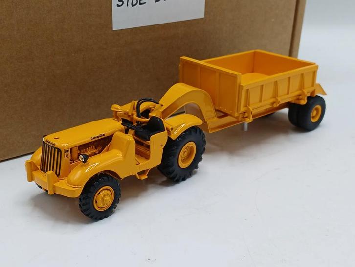 DAN models Caterpillar DW10 side dumper, Hobby en Vrije tijd, Modelauto's | 1:50, Zo goed als nieuw, Bus of Vrachtwagen, Overige merken
