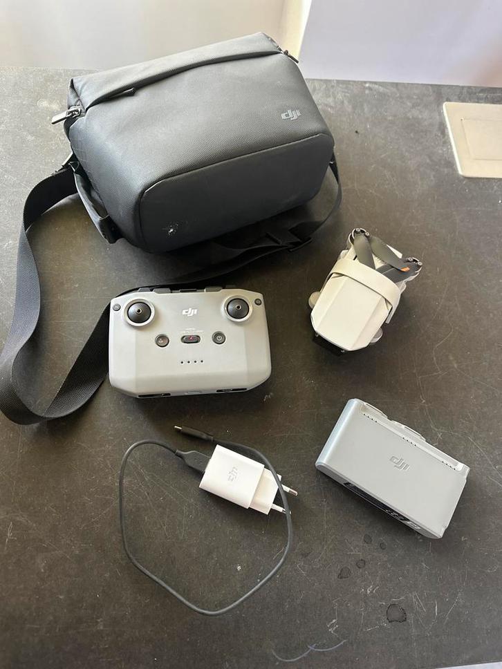 DJI Mini 2 Drone Fly More Combo - Zo goed als nieuw, Audio, Tv en Foto, Drones, Zo goed als nieuw, Cameradrone, Topkwaliteit, DJI