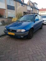Opel Astra 1996 Blauw *AIRCO* - voor project/onderdelen, Voorwielaandrijving, Stof, Metallic lak, Blauw