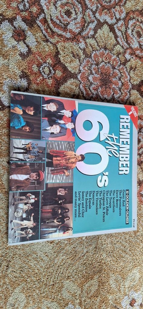 REMEMBER the 60's - 32 GOLDEN - OLDIES, Ophalen of Verzenden, Gebruikt, 12 inch, Pop