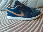 Jordan 1 Low SE Denim - Maat 45.5 - Nieuw in doos, Kleding | Heren, Schoenen, Nieuw, Ophalen of Verzenden, Sneakers of Gympen