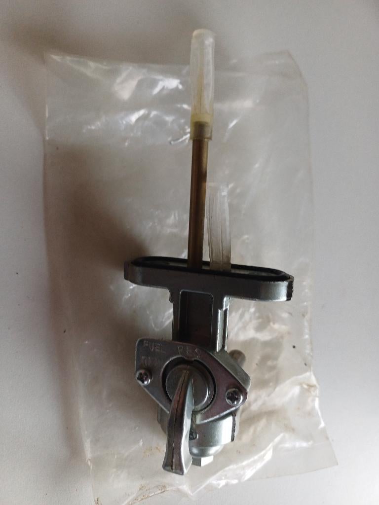 Suzuki TS benzine kraan nieuw, Fietsen en Brommers, Ophalen of Verzenden, Nieuw, Overige merken