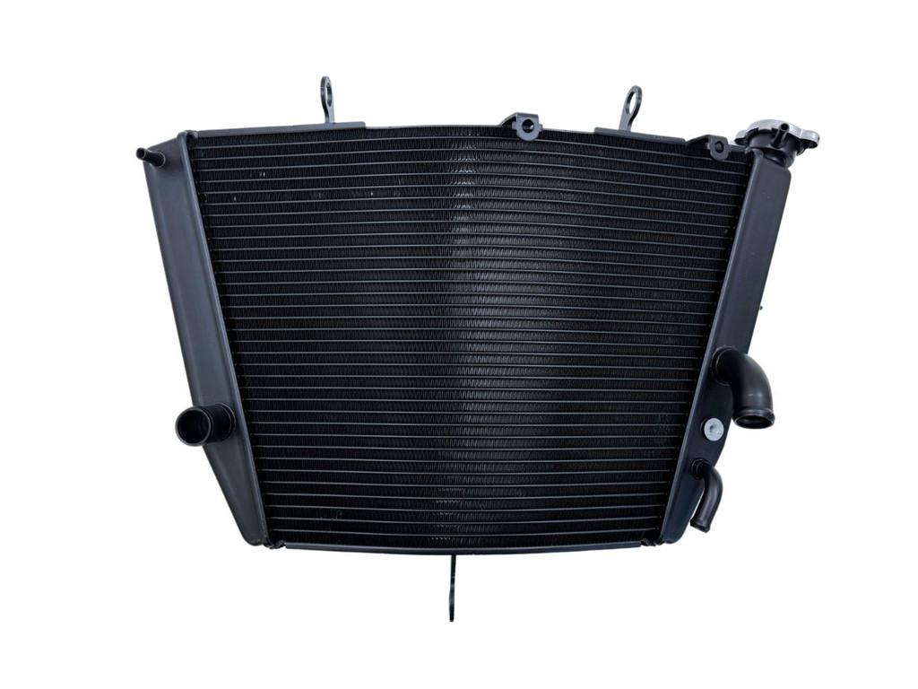 RADIATEUR Suzuki GSX R 600 2006-2007 (GSXR600 K6 / K7), Dhr. S. di Majo, Nieuw, Info@cama-motorparts.nl, P.J. Troelstraweg 8 8
3144 CX  MAASSLUIS, NL
