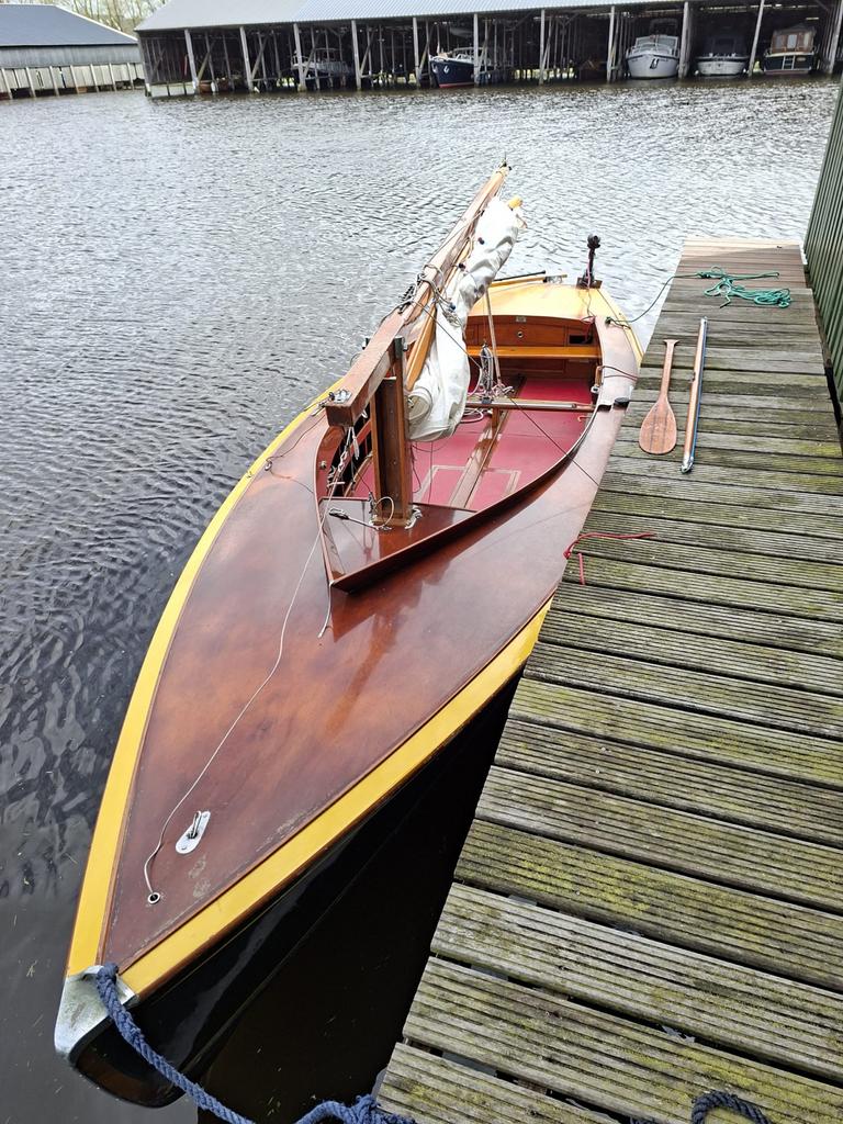 Polyvalk Zeilboot met Elektromotor - Klaar om te Varen!, Ophalen, Elektrisch, Zo goed als nieuw, Tourjacht of Cruiser
