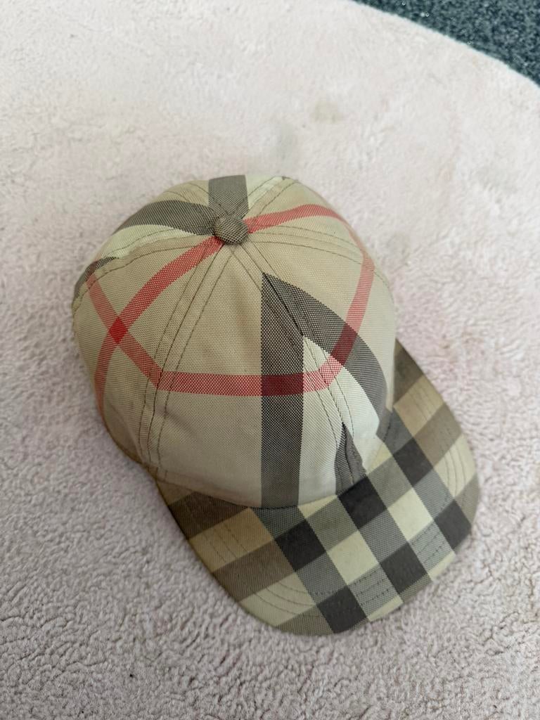 Originele Burberry Pet, Ophalen of Verzenden, Gedragen, 57 cm (M, 7⅛ inch) of minder, Pet