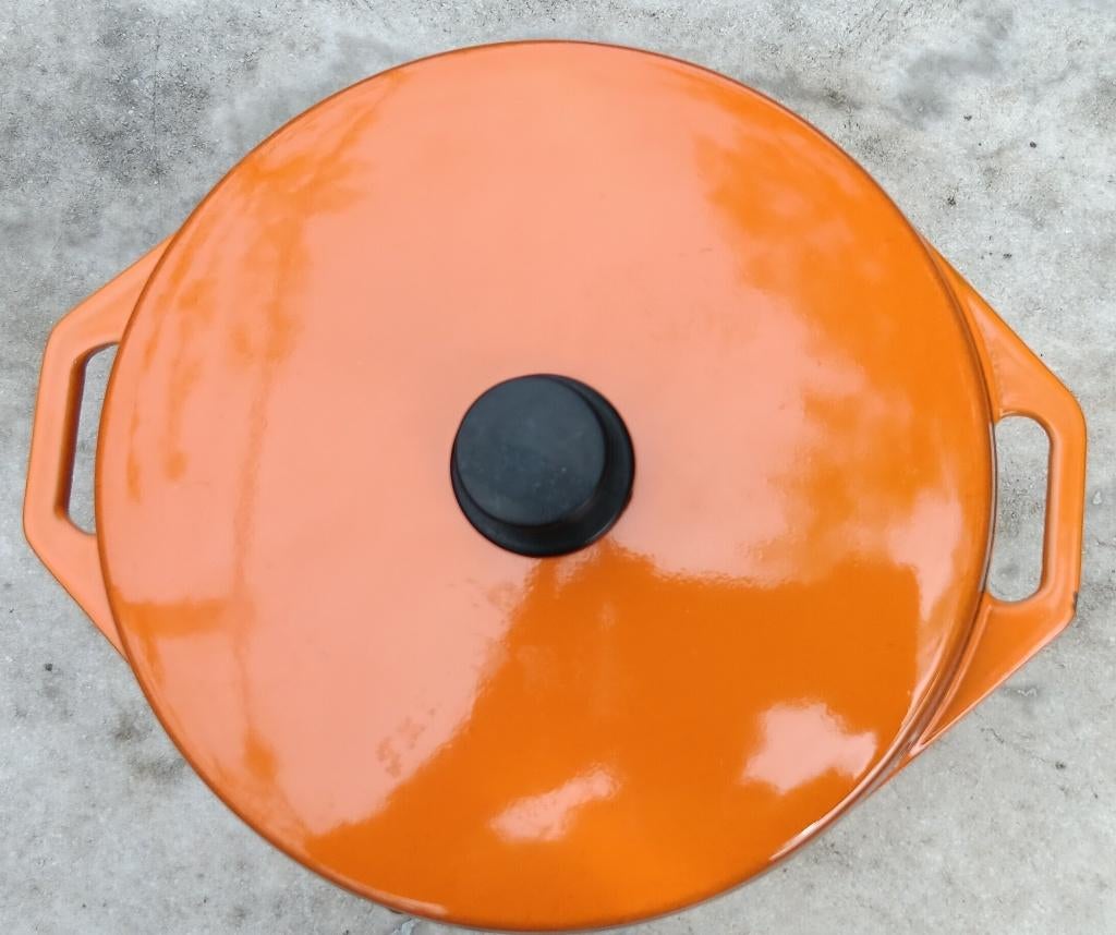 Vintage EMALCO oranje gietijzeren pan 22 cm (G341), Gebruikt, Gietijzer, Ophalen of Verzenden, Keramische plaat