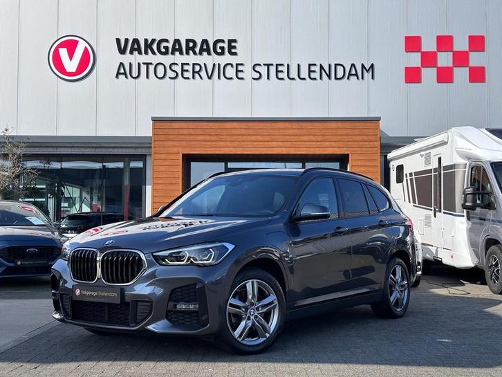 BMW X1 XDrive25e M-Sport|Groot Navi|Sfeerverl|HUD|Sportstuur, Auto's, BMW, Bedrijf, Te koop, X1, 4x4, ABS, Airbags, Airconditioning
