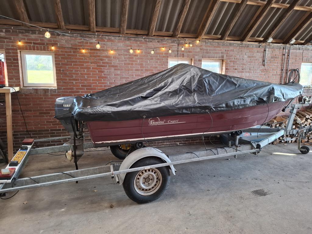 Garda Capri bootje met buitenboordmotor, Ophalen, 10 tot 30 pk, Gebruikt, Tot 6 meter