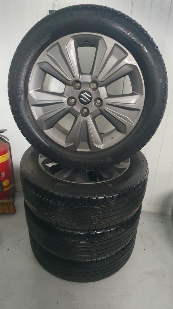 17"Originele Suzuki Vitara, S-Cross, SX4 Velgen+Banden Zgan!, Auto-onderdelen, Banden en Velgen, 17 inch, Ophalen of Verzenden