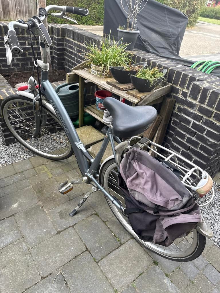 Batavus damesfiets grijs, Fietsen en Brommers, Fietsen | Dames | Damesfietsen, Velgrem, Batavus, Ophalen of Verzenden, 53 tot 56 cm