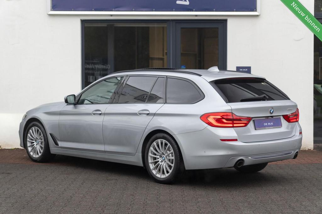 BMW 5-serie Touring 530i G31 Aut.8|2 Eig.|Panoramadak|HeadUp, Auto's, Automaat, 1998 cc, Achterwielaandrijving, Gebruikt