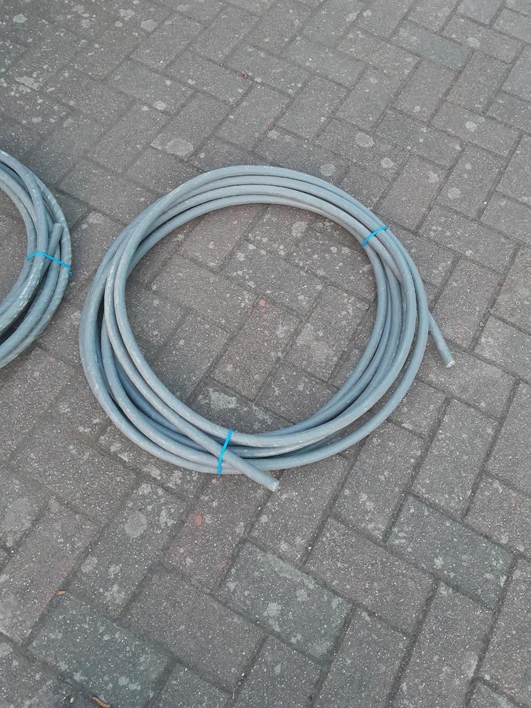 Grondkabel 4 X 10 mm2, Doe-het-zelf en Verbouw, Elektra en Kabels, Ophalen, Kabel of Snoer