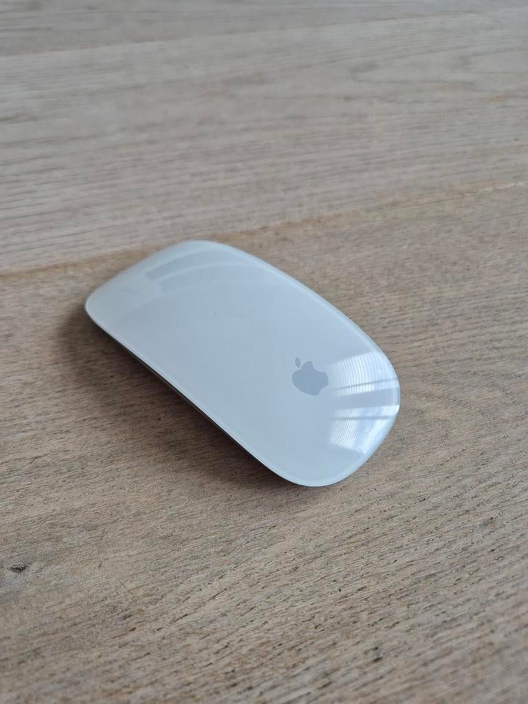 Apple Magic Mouse A1296, Muis, Ergonomisch, Rechtshandig, Ophalen of Verzenden