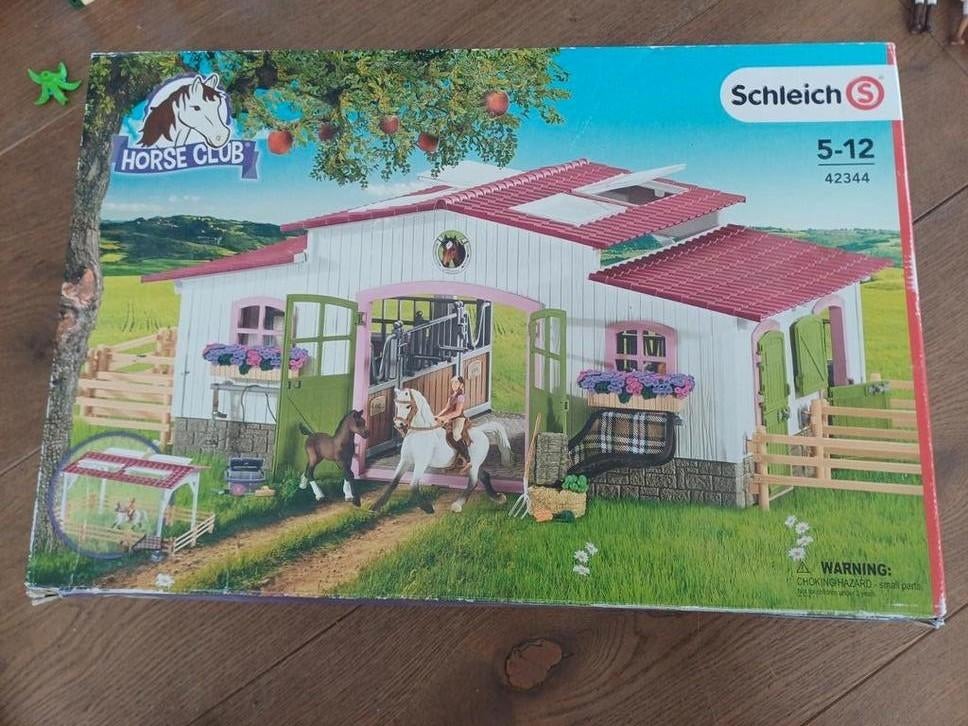 Schleich Horse Club Paardenstal met Accessoires, Ophalen of Verzenden, Zo goed als nieuw, Jongen of Meisje