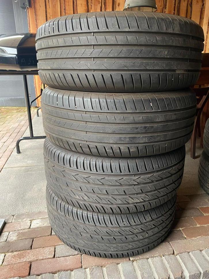 4 zomerbanden auto banden zomer, Auto-onderdelen, Banden en Velgen, Band(en), Zomerbanden, 17 inch, 235 mm, Personenwagen, Ophalen